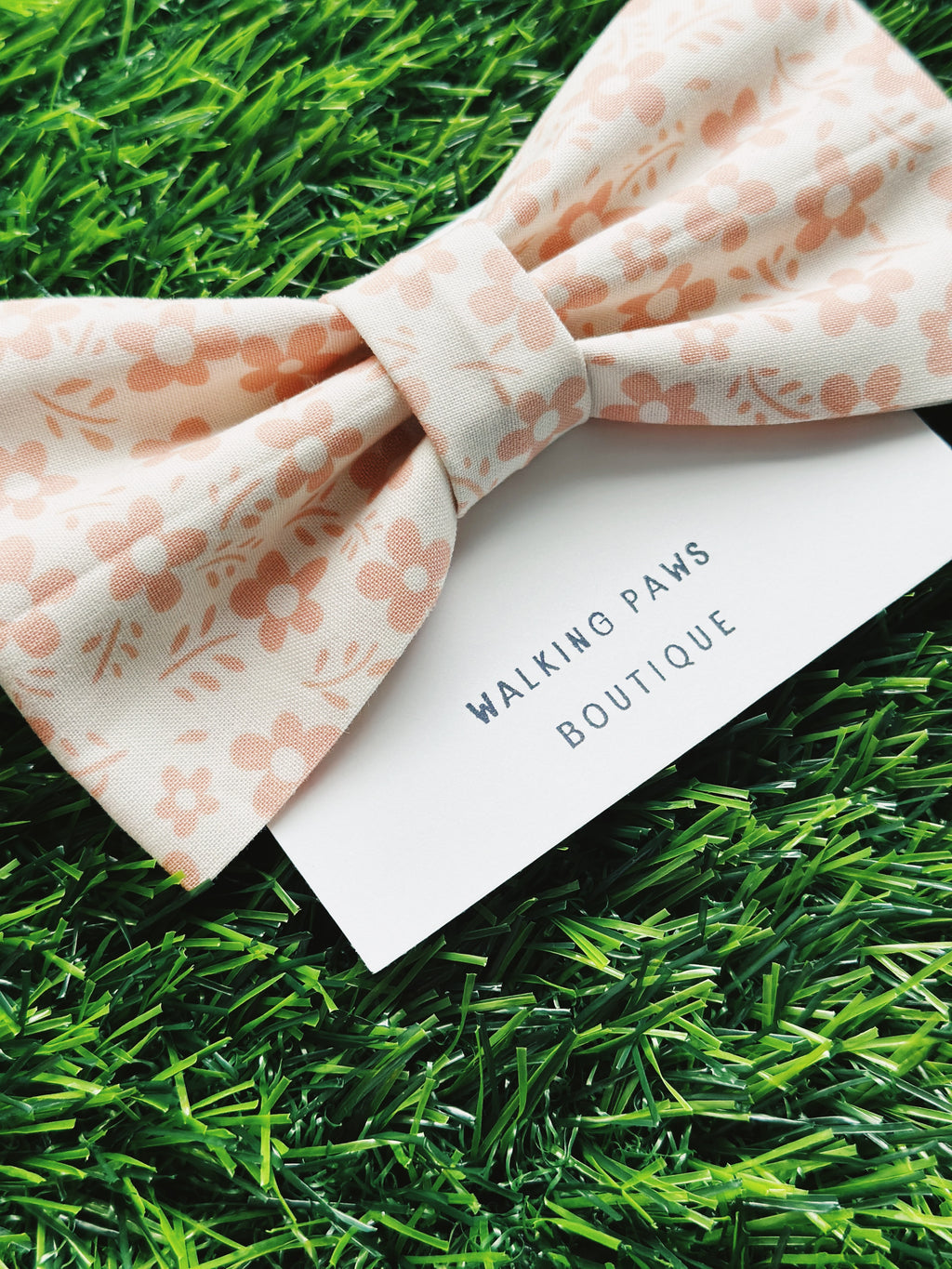 Flower soft mauve bowtie