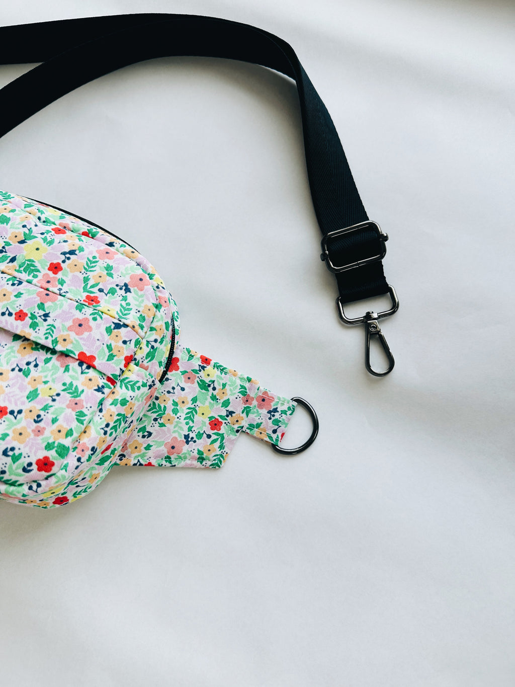 Floral green tiny flowers fanny pack, boho chic everyday bum bag, crossbody fanny pack