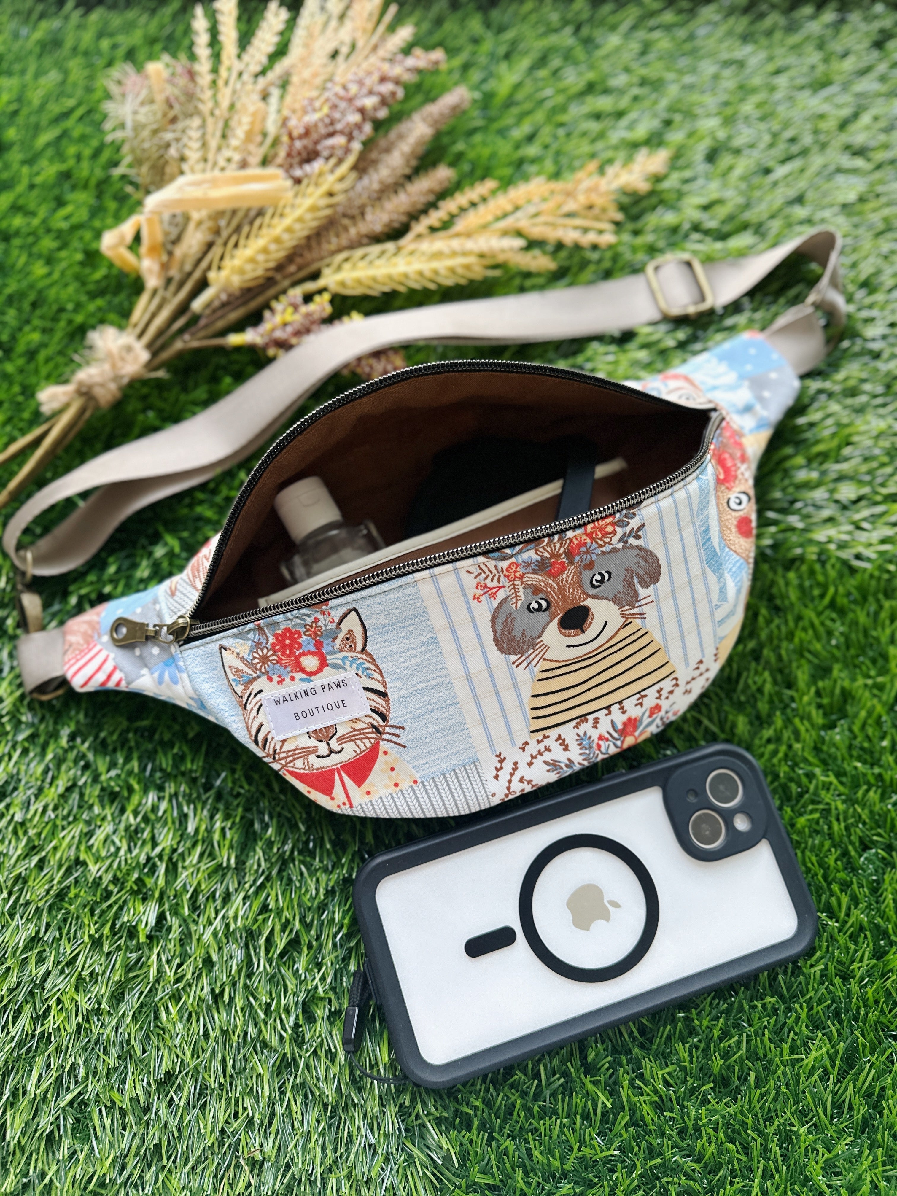 Dog faces Canvas Fanny pack, waist purse