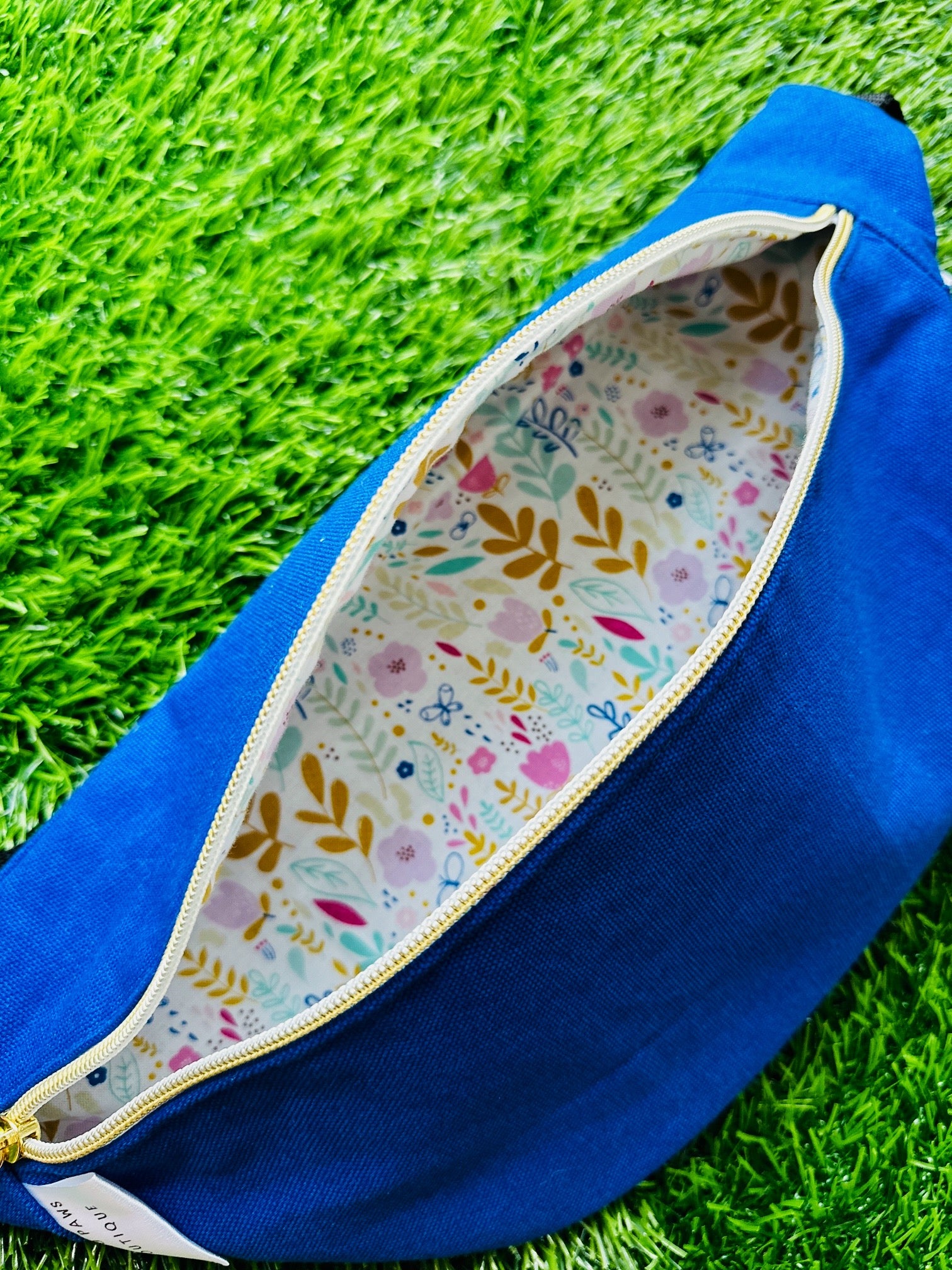 Royal blue over sized fanny pack, trending style purse crossbody