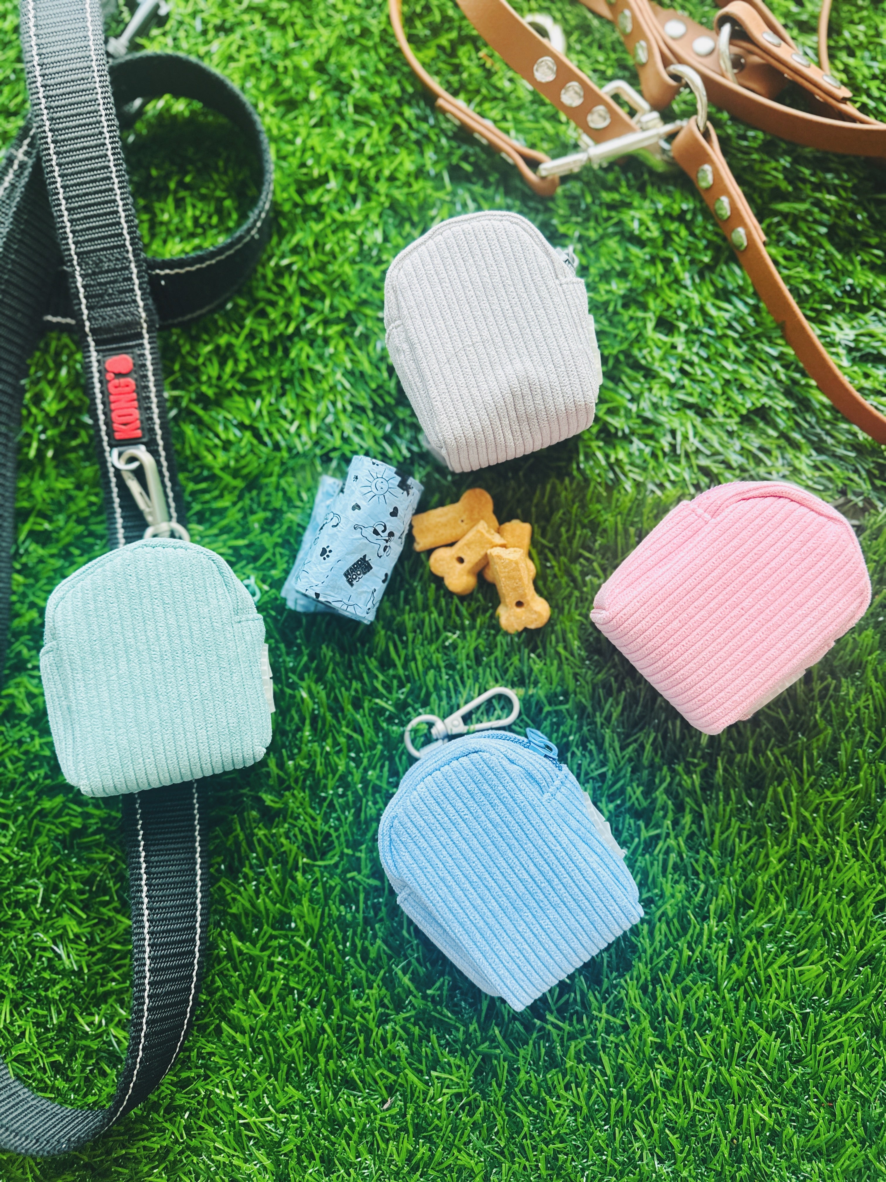 schoobag poop bag dispenser in pastel colors