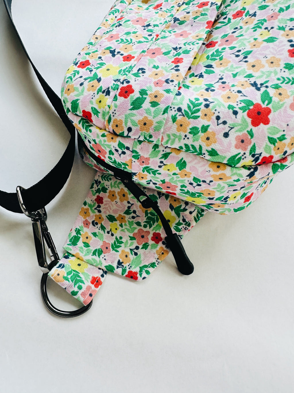 Floral green tiny flowers fanny pack, boho chic everyday bum bag, crossbody fanny pack