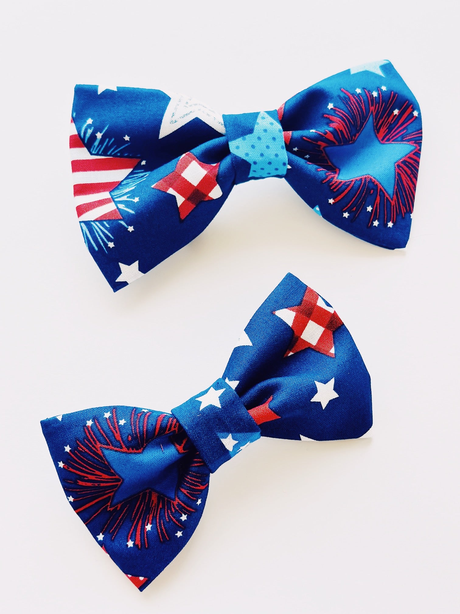 Red, white and blue stars bowtie for 4th of july celebration, unisex for dogs