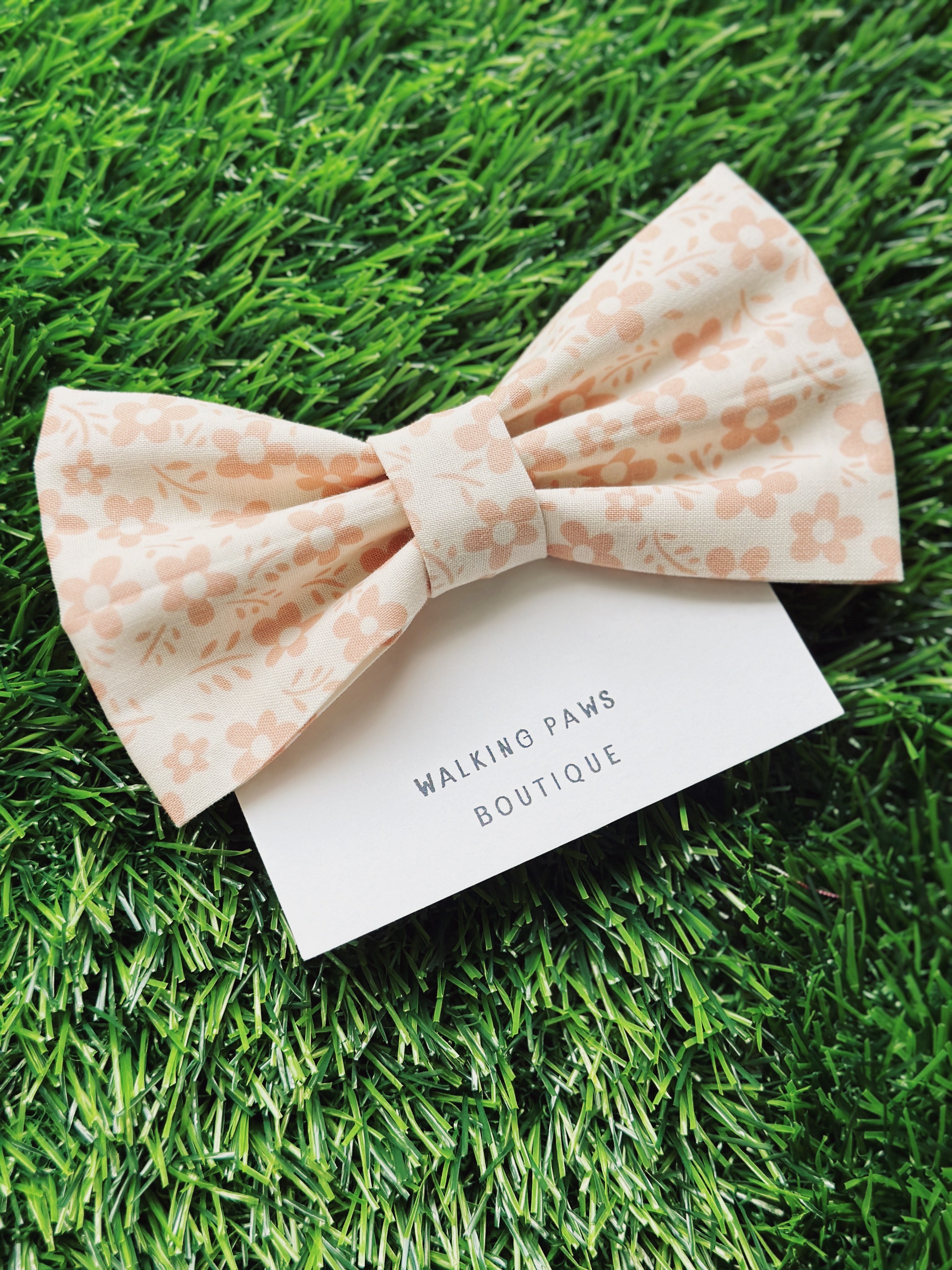 Flower soft mauve bowtie