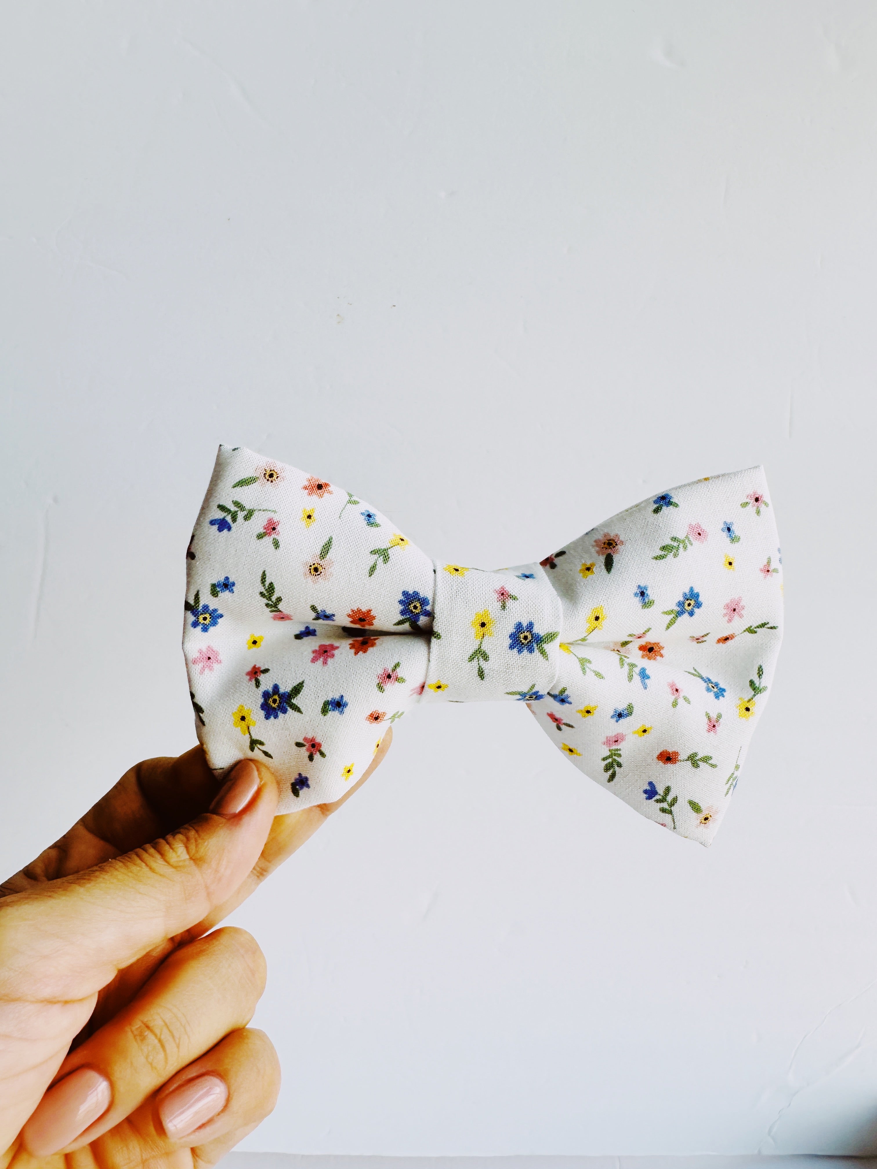 Spring floral white pet bowtie, attachable bowtie for dogs and cats