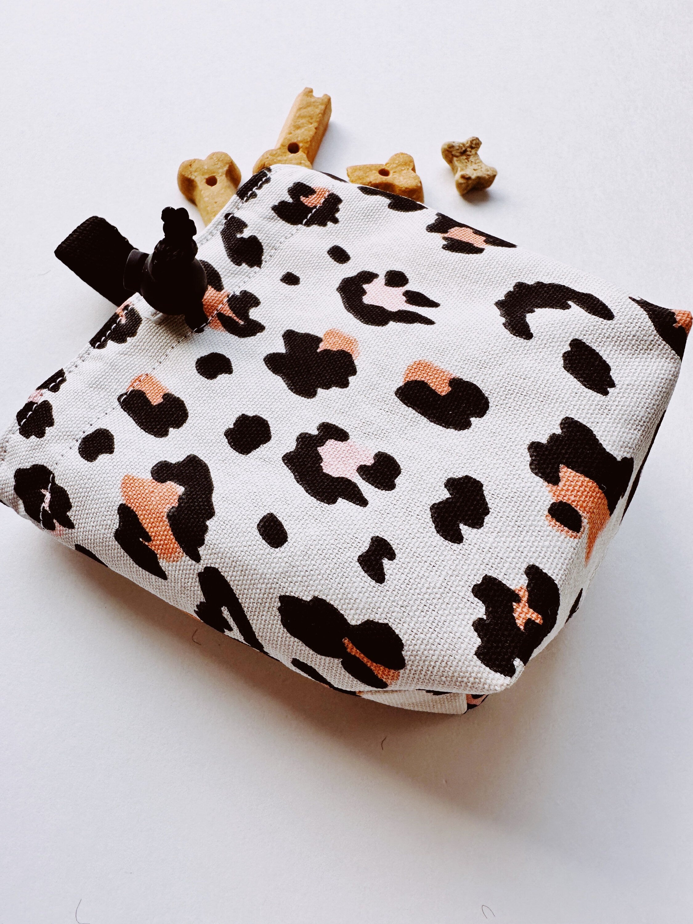 Dog treat pouch leopard pastel, canine walking pouch, waist treat holder boho, cream soft colors k9 treat holder, belt bag