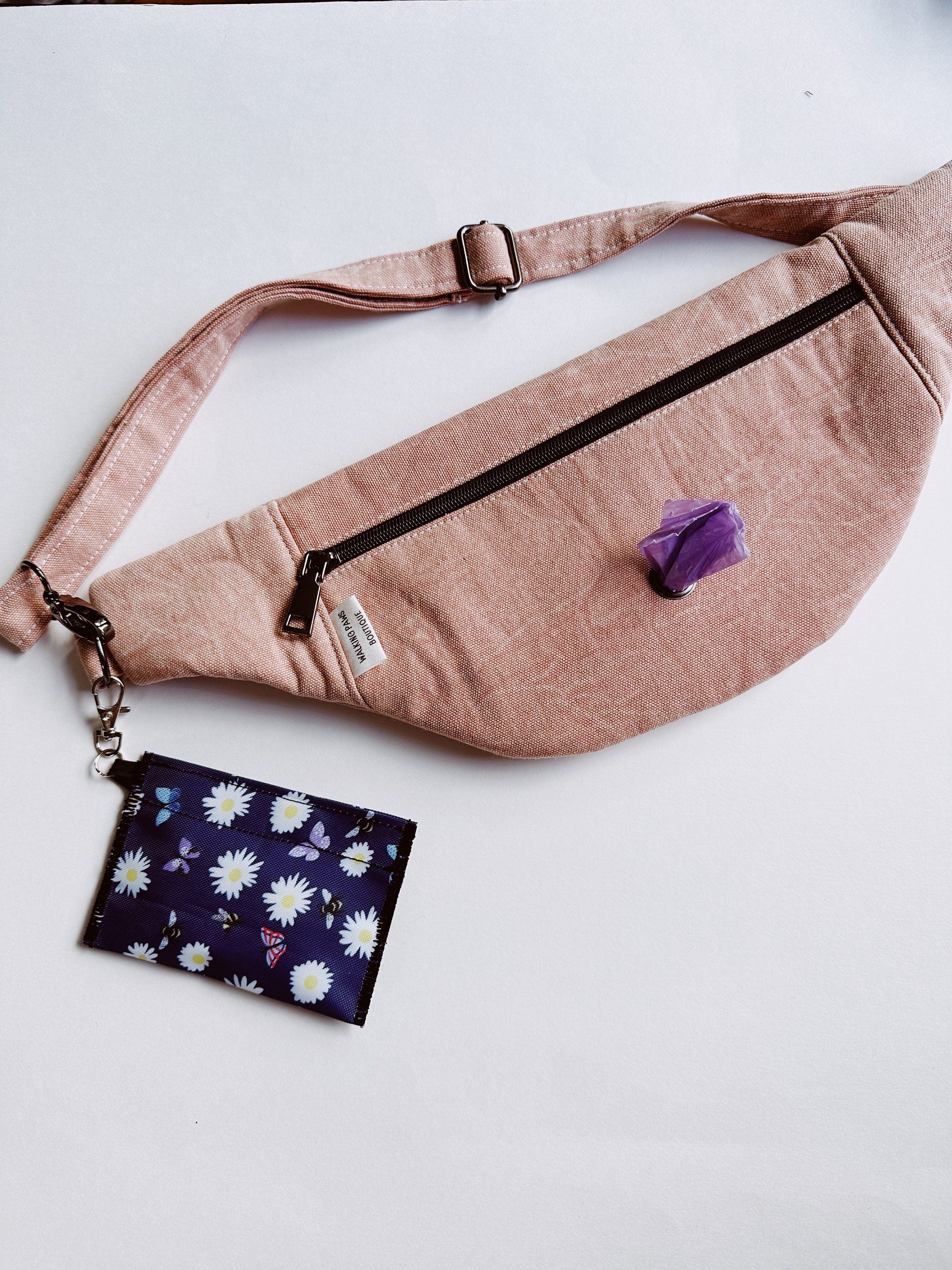 mini treat pouch hook in keys,  purse, or leasb , waterproof treat holder pouch, pocket size bag with swivel, dog essentials, present, gift