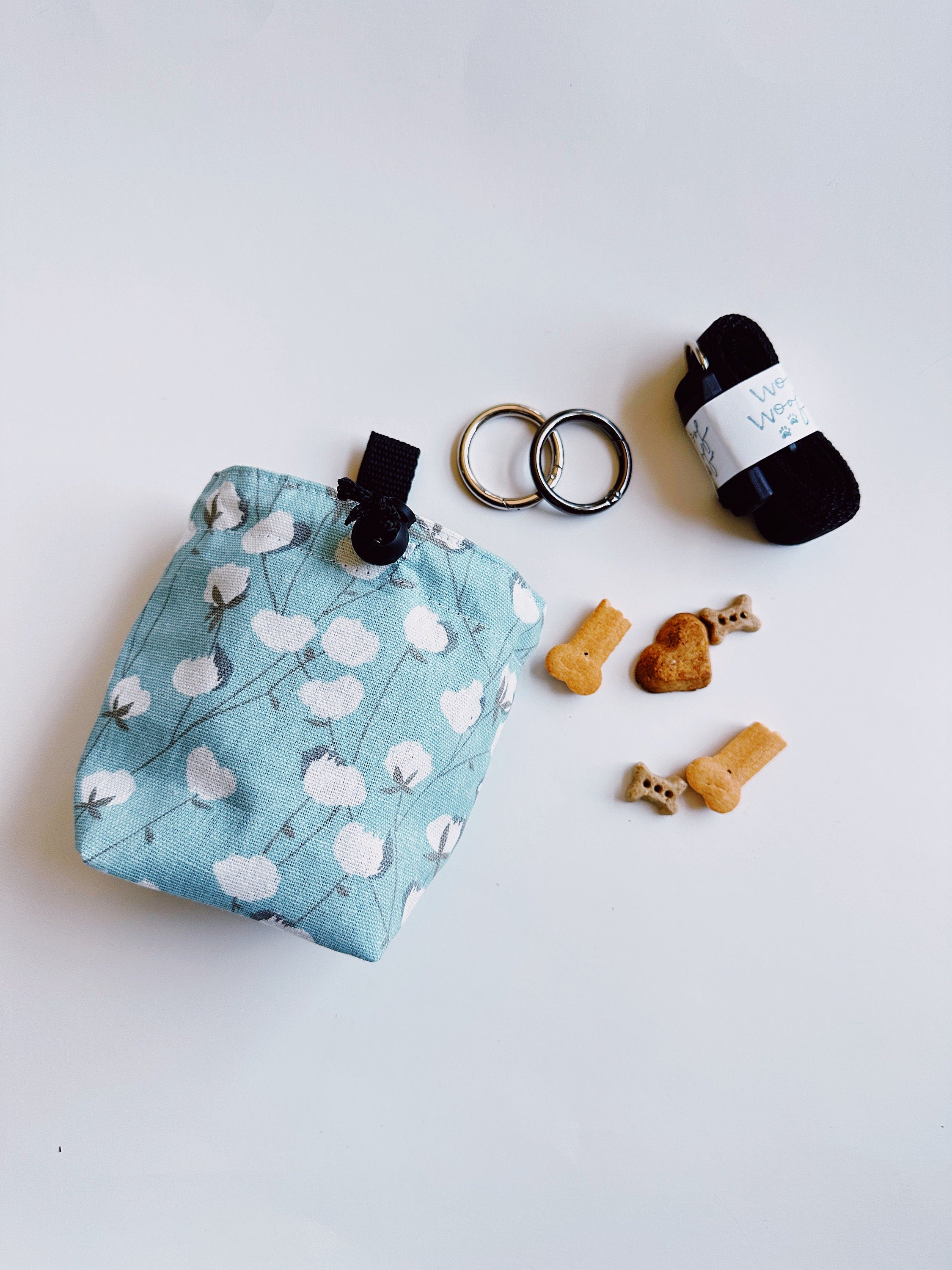 flowers dog training pouch, bag for obedience school with belt or carabiner, treat pack for dog walking, drawstring canvas waist tote, gifts